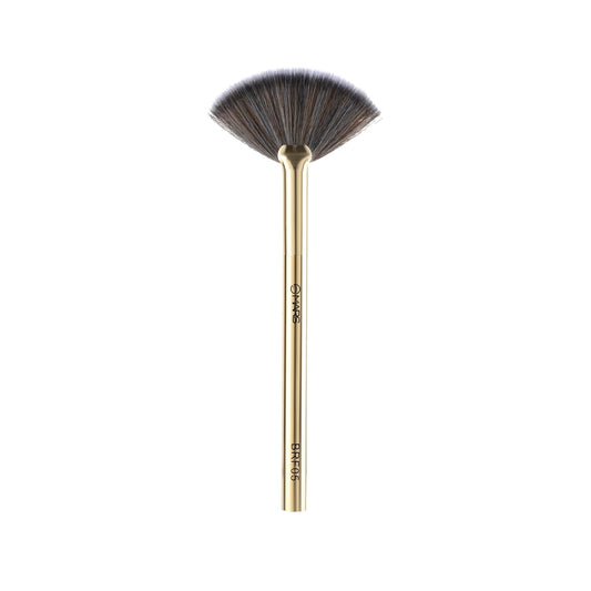 MARS Artist's Arsenal Professional Fan Brush For Face Highlighting | Precise Synthetic Brushes | Feather Soft Touch | Perfect For Highlighting | Luxe Packaging Makeup Brush (Golden)