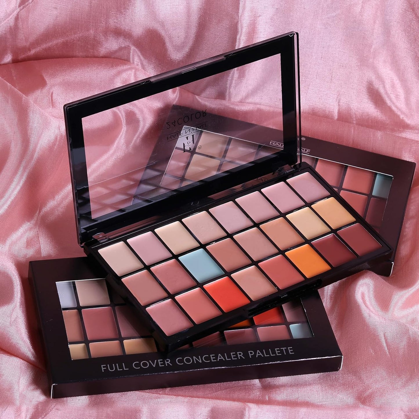 Half N Half HD PRO Matte Full Cover Concealer Palette CL-07-02 Light Medium