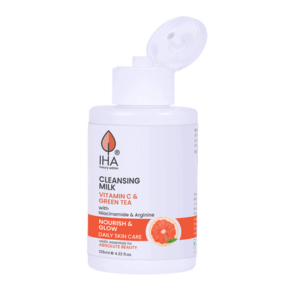 IHA Vitamin C & Green Tea Cleanser – 125ml